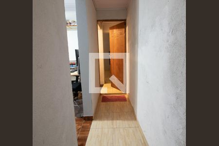 Casa à venda com 140m², 2 quartos e 1 vaga Casa à venda com 140m², 2 quartos e 1 vagaCorredor