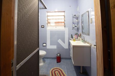 Casa à venda com 140m², 2 quartos e 1 vaga Casa à venda com 140m², 2 quartos e 1 vagaBanheiro