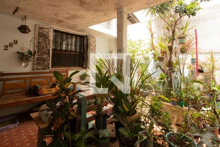 Casa à venda com 140m², 2 quartos e 1 vaga Casa à venda com 140m², 2 quartos e 1 vagaGaragem