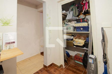 Casa à venda com 140m², 2 quartos e 1 vaga Casa à venda com 140m², 2 quartos e 1 vagaQuarto de Serviço