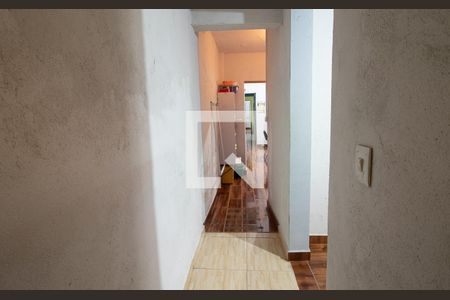 Casa à venda com 140m², 2 quartos e 1 vaga Casa à venda com 140m², 2 quartos e 1 vagaCorredor