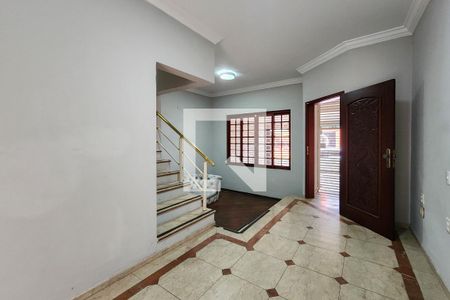 Sala de casa para alugar com 4 quartos, 214m² em Jardim do Mar, São Bernardo do Campo