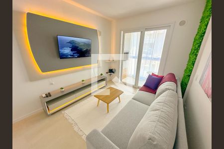 Sala de TV de apartamento para alugar com 2 quartos, 102m² em Cachoeira do Bom Jesus, Florianópolis