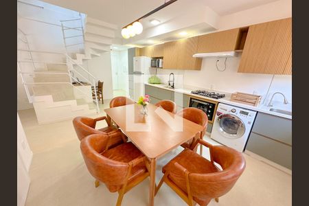 Sala de Jantar de apartamento para alugar com 2 quartos, 102m² em Cachoeira do Bom Jesus, Florianópolis