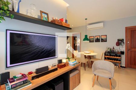 Sala de apartamento à venda com 2 quartos, 85m² em Barra da Tijuca, Rio de Janeiro