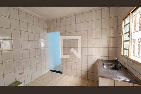 Cozinha de casa para alugar com 1 quarto, 50m² em Vila Aielo, Jundiaí