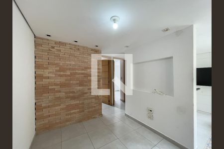 Sala de apartamento para alugar com 2 quartos, 32m² em Conjunto Residencial José Bonifácio, São Paulo