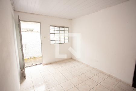 Sala de casa para alugar com 1 quarto, 60m² em Parque Peruche, São Paulo