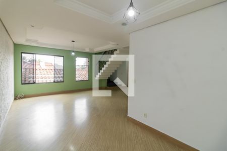 Sala de casa para alugar com 3 quartos, 136m² em Cidade Patriarca, São Paulo