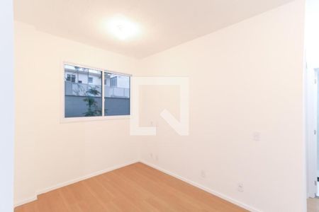 Sala de apartamento à venda com 1 quarto, 32m² em Todos Os Santos, Rio de Janeiro