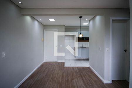 Sala  de apartamento para alugar com 2 quartos, 43m² em Jardim Helga, São Paulo