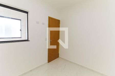 Quarto 2 de apartamento para alugar com 2 quartos, 47m² em Vila Diva (zona Leste), São Paulo