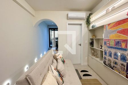 Sala de apartamento à venda com 1 quarto, 35m² em Copacabana, Rio de Janeiro