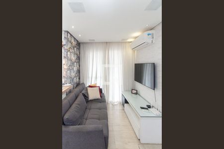 Sala   de apartamento para alugar com 2 quartos, 50m² em Carandiru, São Paulo