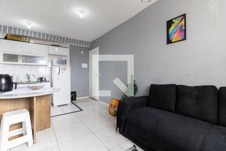 Sala de apartamento para alugar com 2 quartos, 41m² em Jardim Santa Emilia, São Paulo