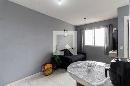 Sala de apartamento para alugar com 2 quartos, 41m² em Jardim Santa Emilia, São Paulo