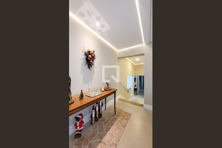 Hall de entrada de casa à venda com 5 quartos, 320m² em Parque Alto Taquaral, Campinas