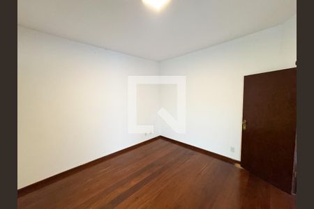 Sala de casa à venda com 4 quartos, 200m² em Bandeirantes, Contagem