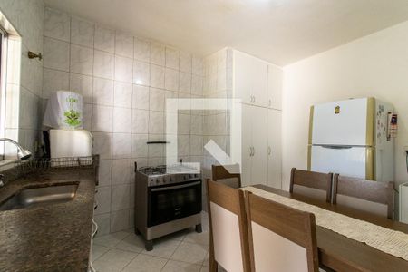 Sala  de casa à venda com 2 quartos, 70m² em Imperial Parque, Campinas