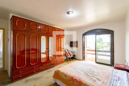 Quarto de casa à venda com 4 quartos, 300m² em Niterói, Canoas