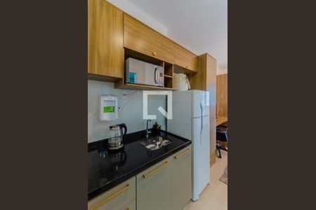 Cozinha de kitnet/studio para alugar com 1 quarto, 21m² em Paraíso, São Paulo