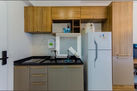 Cozinha de kitnet/studio para alugar com 1 quarto, 21m² em Paraíso, São Paulo