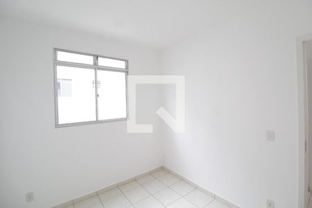 Quarto 1 de apartamento para alugar com 2 quartos, 45m² em Shopping Park, Uberlândia