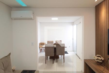 Sala de apartamento para alugar com 2 quartos, 122m² em Castelo, Belo Horizonte