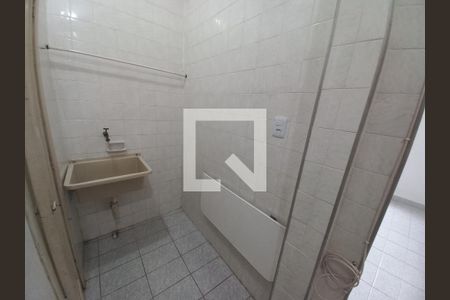 Cozinha e Área de Serviço de apartamento para alugar com 1 quarto, 26m² em Centro, São Vicente