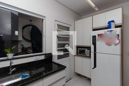 Cozinha de casa de condomínio à venda com 2 quartos, 54m² em Vila Ede, São Paulo