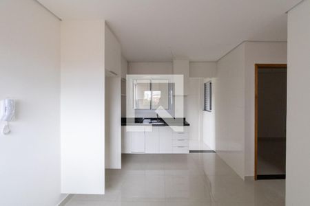 Sala e Cozinha de apartamento para alugar com 2 quartos, 35m² em Vila Nova Savoia, São Paulo