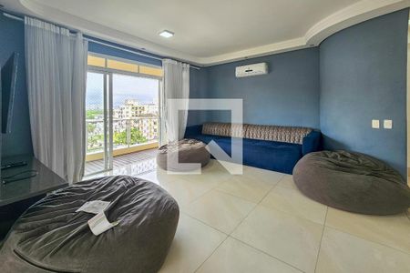 Sala de apartamento para alugar com 2 quartos, 172m² em Jardim Las Palmas, Guarujá