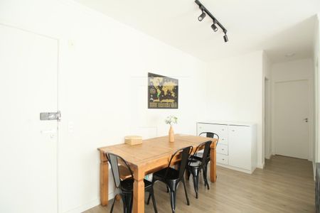 Sala de apartamento à venda com 2 quartos, 48m² em Jardim Umarizal, São Paulo