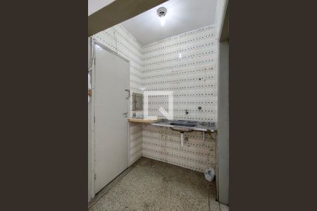 Cozinha de kitnet/studio para alugar com 1 quarto, 19m² em Cidade Ocian, Praia Grande