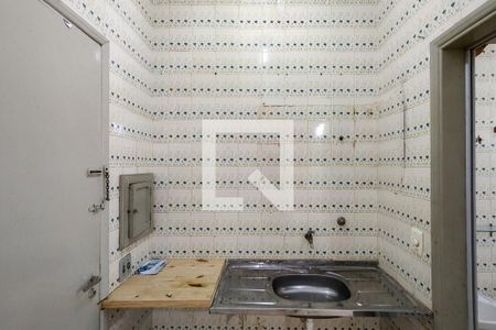 Cozinha de kitnet/studio para alugar com 1 quarto, 19m² em Cidade Ocian, Praia Grande