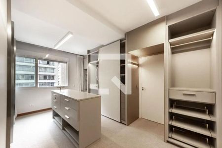 Apartamento à venda com 3 quartos, 198m² em Itaim Bibi, São Paulo