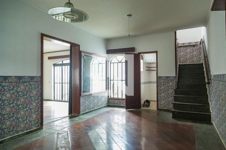 Sala de casa para alugar com 3 quartos, 179m² em Parque Jabaquara, São Paulo