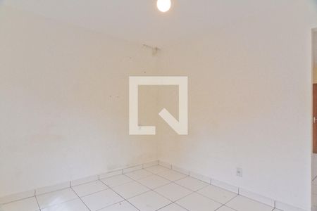 Quarto de casa para alugar com 1 quarto, 45m² em Parque Maria Domitila, São Paulo