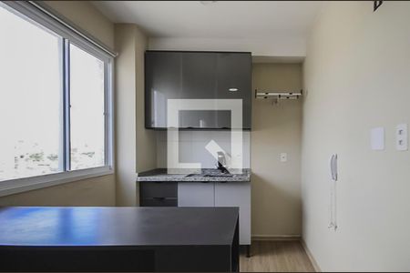 Cozinha de apartamento para alugar com 1 quarto, 24m² em Sé, São Paulo