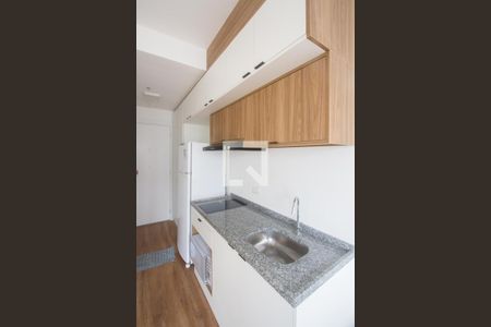 Cozinha de apartamento para alugar com 1 quarto, 25m² em Brooklin, São Paulo