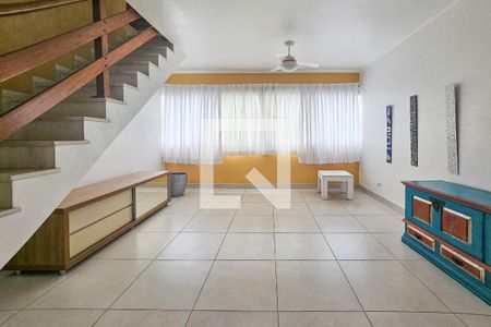 Sala 1 de apartamento para alugar com 2 quartos, 180m² em Vila Alzira, Guarujá