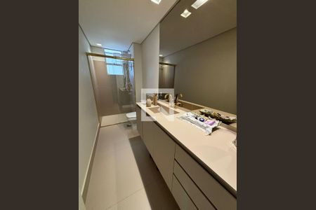 banheiro 2 de apartamento à venda com 4 quartos, 98m² em Buritis, Belo Horizonte