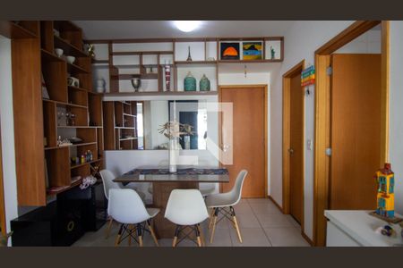 Sala de apartamento à venda com 2 quartos, 68m² em Recreio dos Bandeirantes, Rio de Janeiro