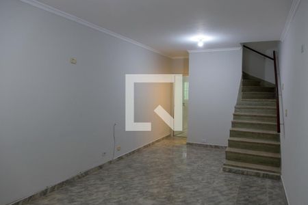 sala de casa para alugar com 2 quartos, 120m² em Km 18, Osasco