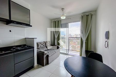 Sala de kitnet/studio para alugar com 1 quarto, 32m² em Jardim da Gloria, São Paulo