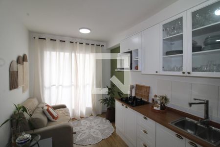 Sala / Cozinha de apartamento para alugar com 2 quartos, 39m² em Imirim, São Paulo