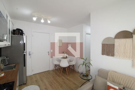 Sala / Cozinha de apartamento para alugar com 2 quartos, 39m² em Imirim, São Paulo