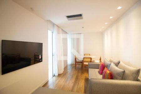 Sala de apartamento para alugar com 1 quarto, 52m² em Barra da Tijuca, Rio de Janeiro