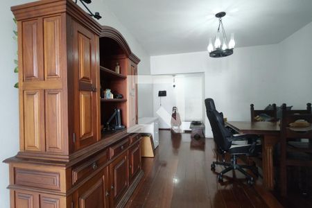 Sala de apartamento para alugar com 2 quartos, 74m² em Tanque, Rio de Janeiro