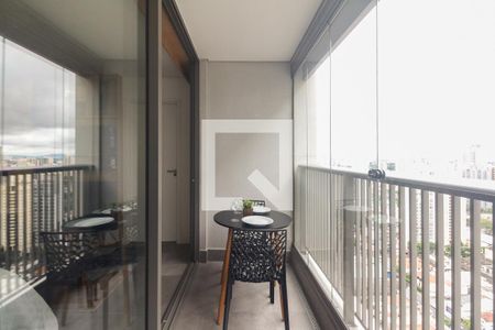 Studio - Varanda  de kitnet/studio para alugar com 1 quarto, 32m² em Vila Gomes Cardim, São Paulo